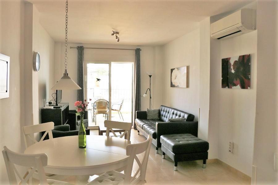 Casa Kasander, Two Bedroom Appartment Near Beach With Pool Nerja Eksteriør billede